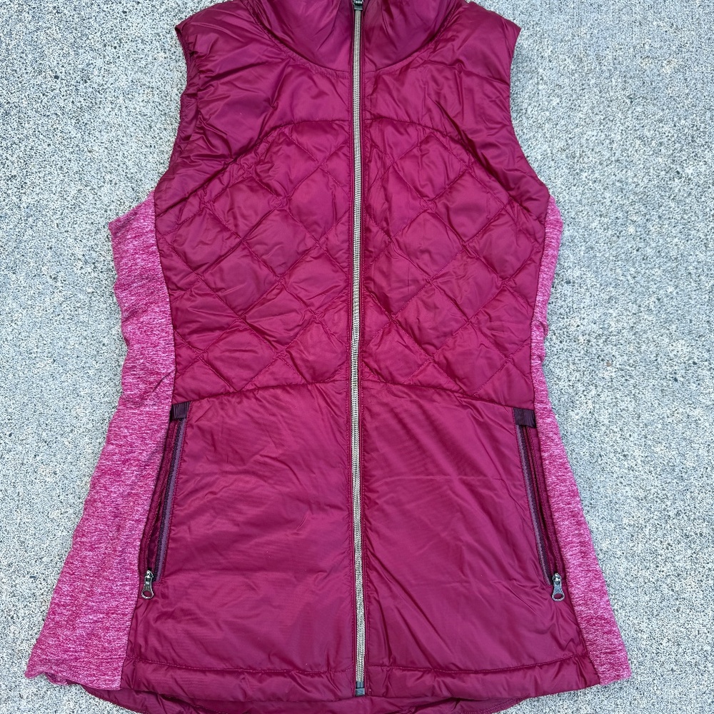 Lululemon Women Cranberry Down For A Run Vest - Size 6 - Cranberry/Red